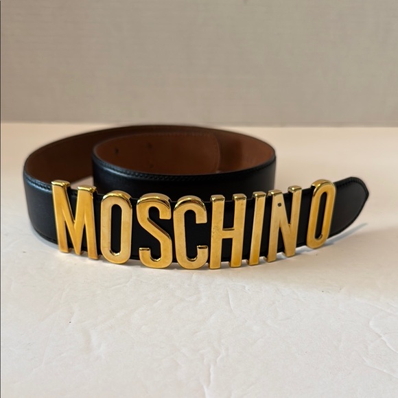 Redwall Moschino Gold Lettering Black Leather Belt Sz IT40